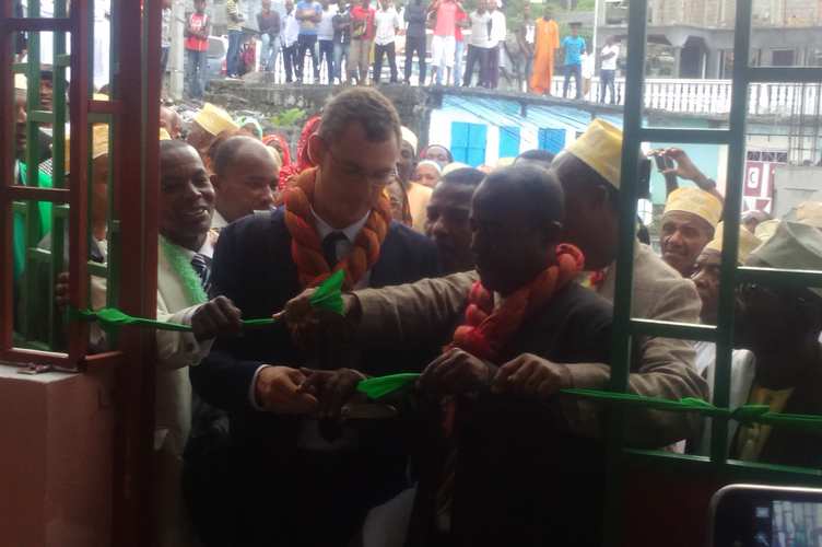 image La France a inauguré un marché populaire à Ntsinimoichongo